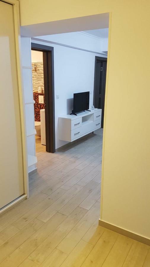 Tina Apartament 2 Craiova Exteriér fotografie